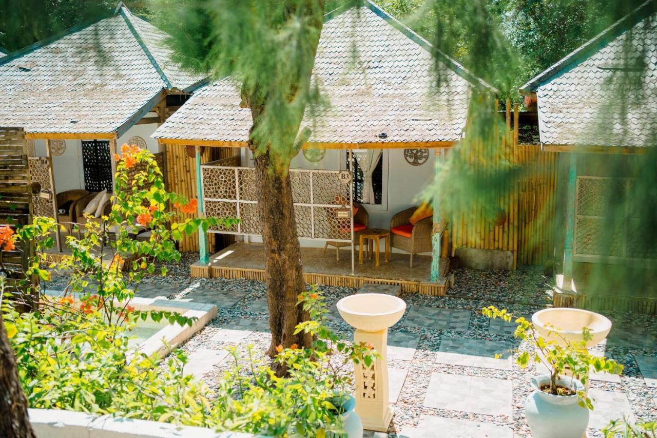 Bungalow Cafe Gili Beachfront Gili Meno Exterior foto